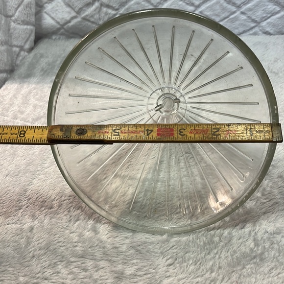 Large Fluted Glass Funnel - Picture 4 of 4